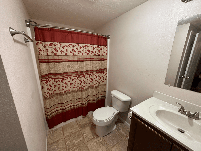 Saint Robert House: 15640 Top Drive