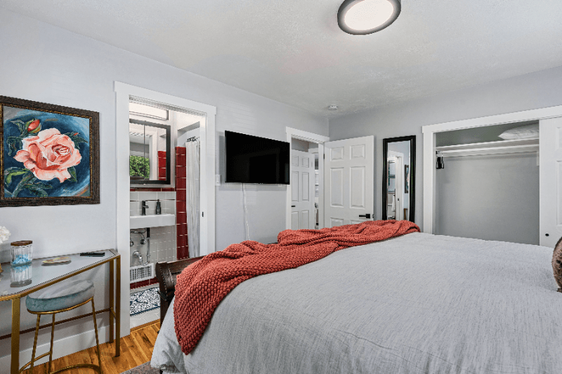 Salt Lake City House: 444 N Oakley St