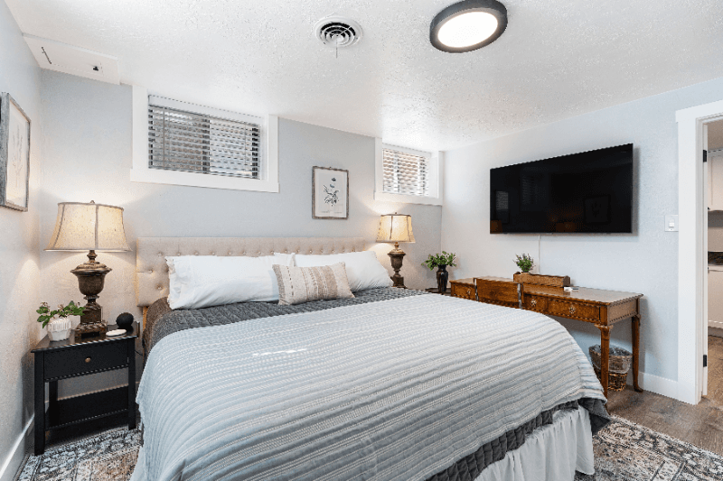 Salt Lake City House: 444 N Oakley St