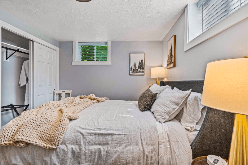 Salt Lake City House: 444 N Oakley St