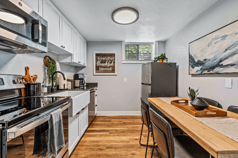 Salt Lake City House: 444 N Oakley St