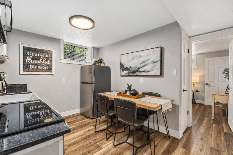 Salt Lake City House: 444 N Oakley St