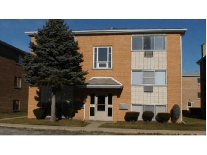 Schiller Park Apartment: 9234 Susy Lane