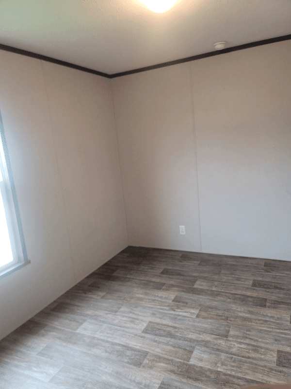 Macon House: 5500 Forest Place