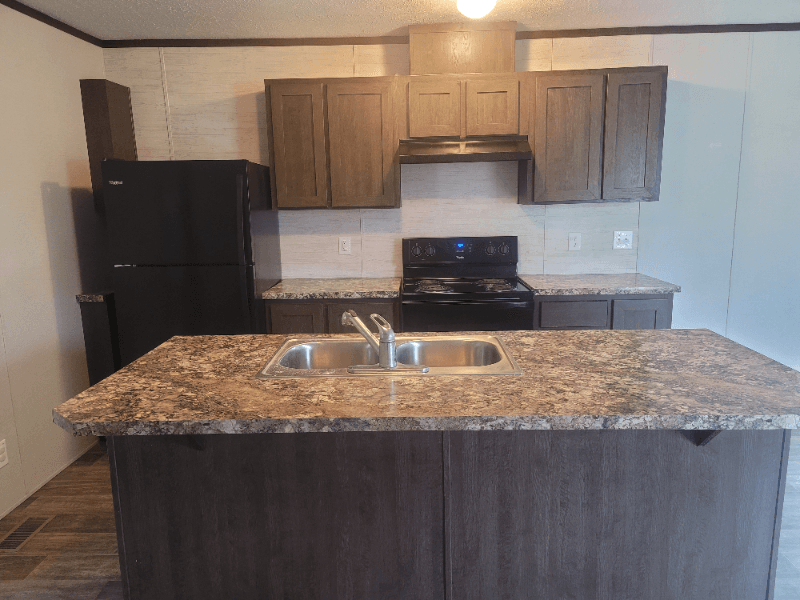 Macon House: 5500 Forest Place
