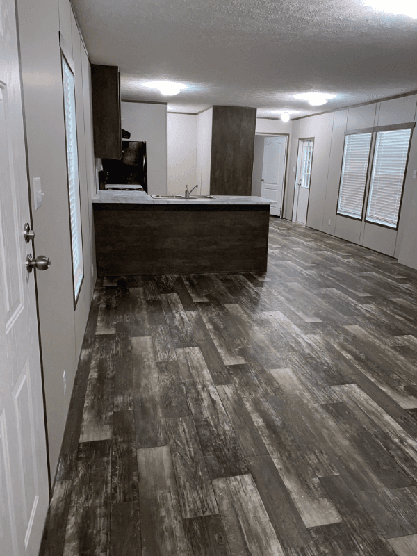 Macon House: 5500 Forest Place