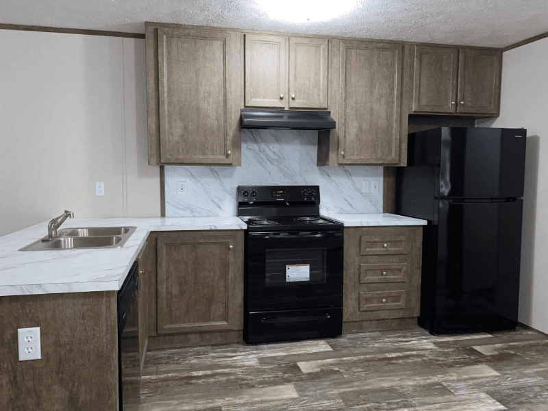 Macon House: 5500 Forest Place