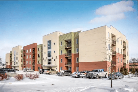 Traverse City Condo: 630 S Garfield Ave