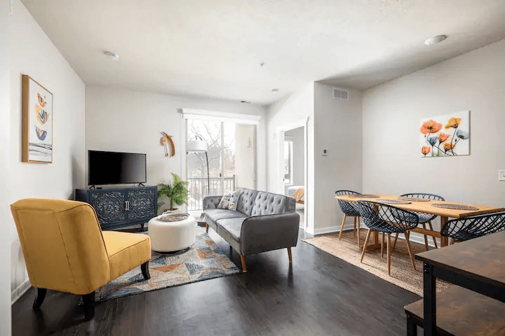 Traverse City Condo: 630 S Garfield Ave