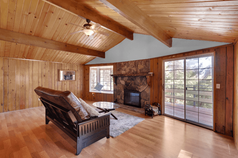 Running Springs House: 31335 Circle View Drive