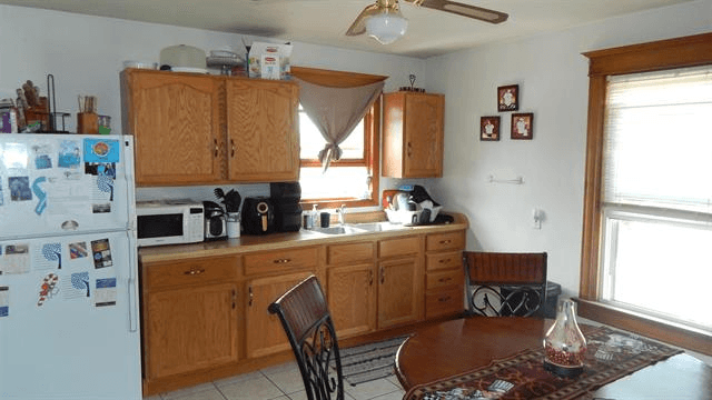 Platteville Townhome: 386 Ellen St