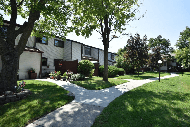 Milwaukee Condo: 8309 N 107th st