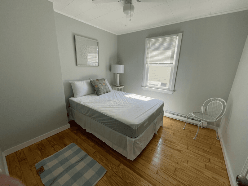 Hampton House: 11 Tuttle Avenue