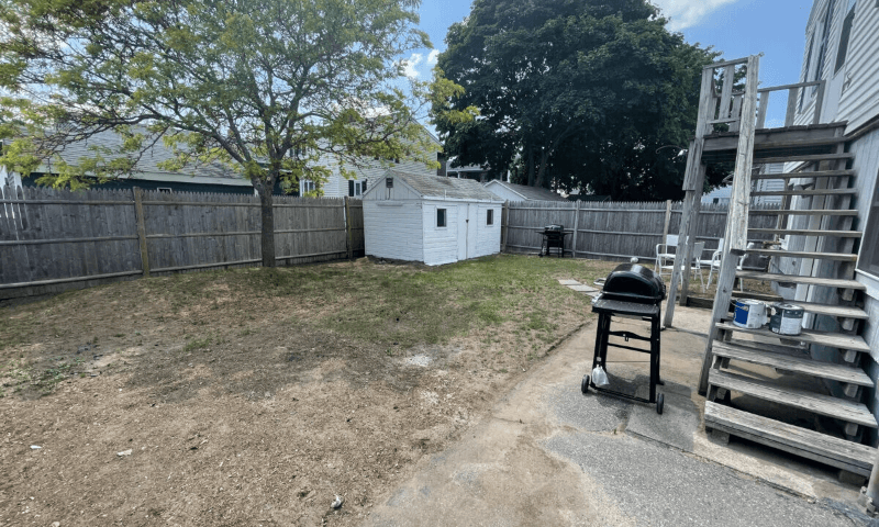 Hampton House: 11 Tuttle Avenue