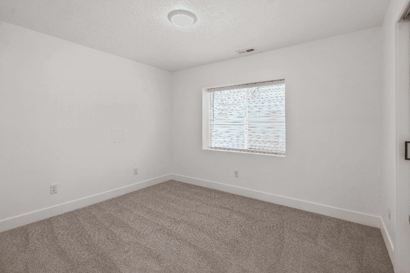 Lehi Single Room: 1995 N 3930 W