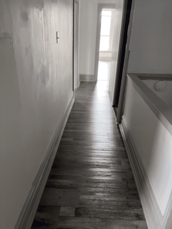 York Apartment: 631 W Market St 3rd Floor