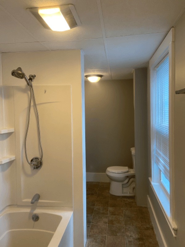 laconia Apartment: 68 Batchelder Street # 3