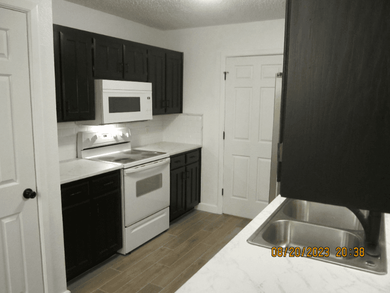 Mansfield House: 928 Meadowlark Drive
