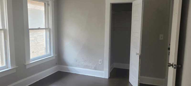Toledo Townhome: 754 Euclid Ave