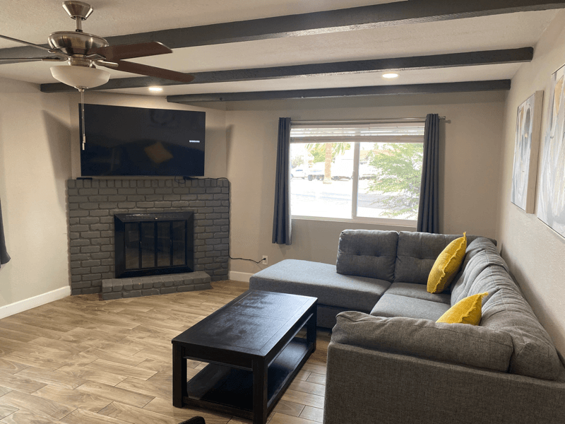 Phoenix House: 7830 N 32nd Dr