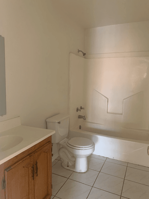 Laredo House: 3602 Guerrero St