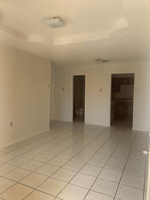 Laredo House: 3602 Guerrero St