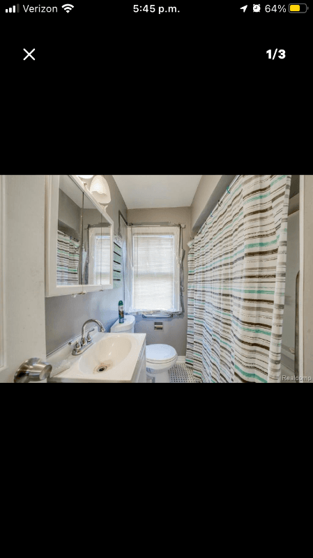 DETROIT House: 17405 Bradford St