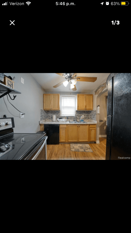 DETROIT House: 17405 Bradford St