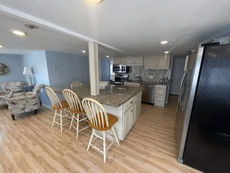 Hampton House: 7 Atlantic Avenue