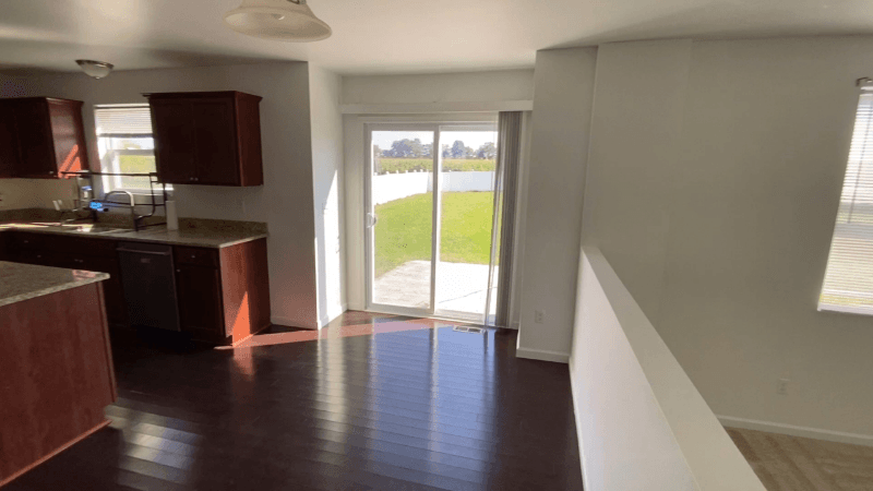 Dexter House: 8360 Crab Apple Trl,