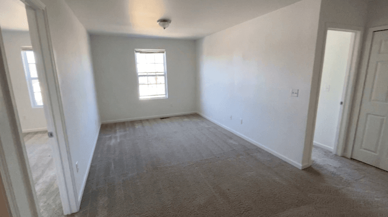 Dexter House: 8360 Crab Apple Trl,