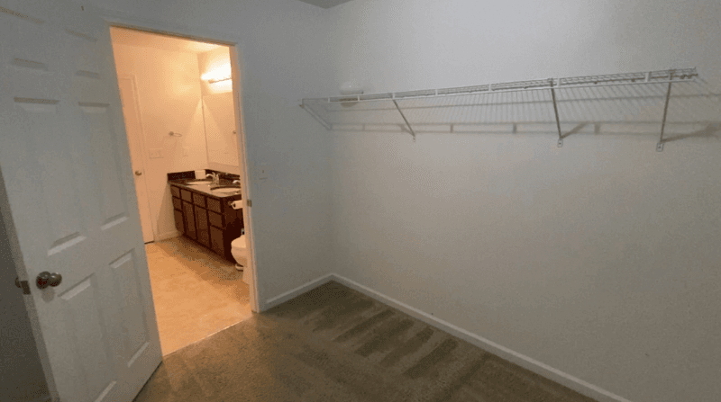 Dexter House: 8360 Crab Apple Trl,