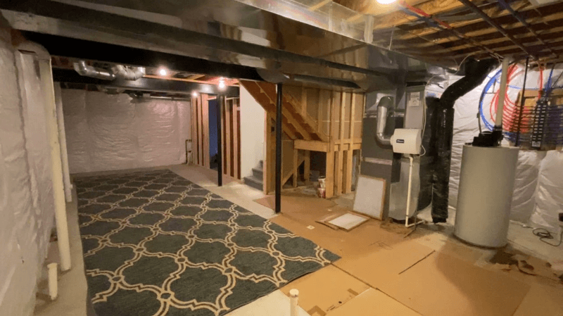 Dexter House: 8360 Crab Apple Trl,