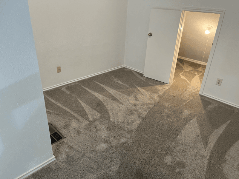 Arlington Condo: 2301 Balsam Dr