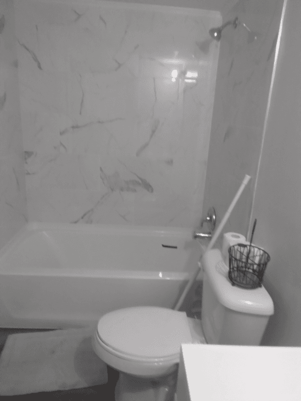 Sanford Apartment: 2541 S Myrtle Ave