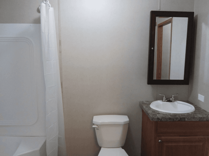 Muncie House: 10 E Dogwood Dr