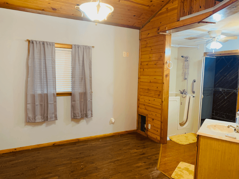 Lucedale Apartment: 138 Sherwood Drive