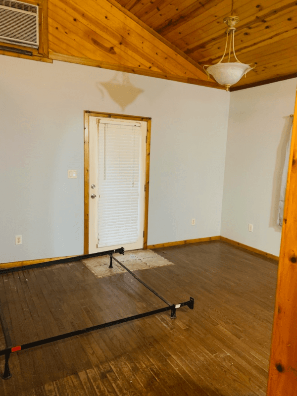 Lucedale Apartment: 138 Sherwood Drive