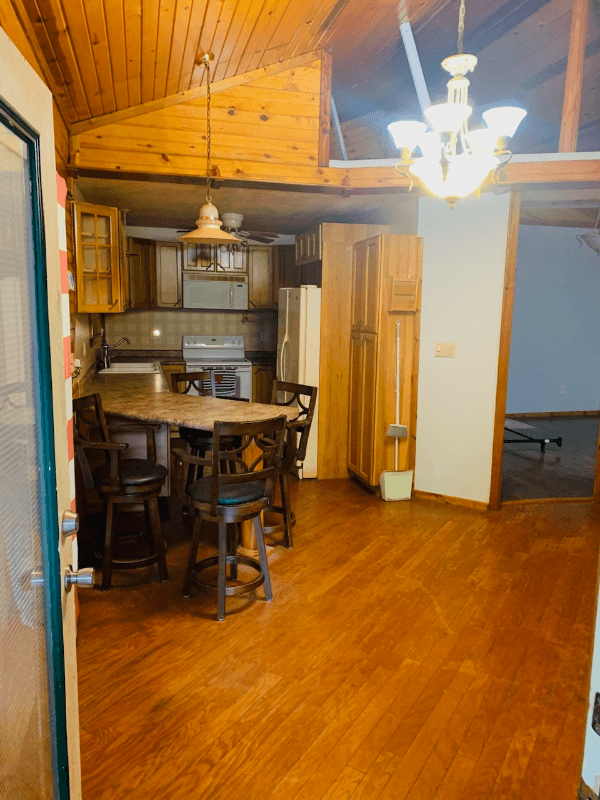 Lucedale Apartment: 138 Sherwood Drive
