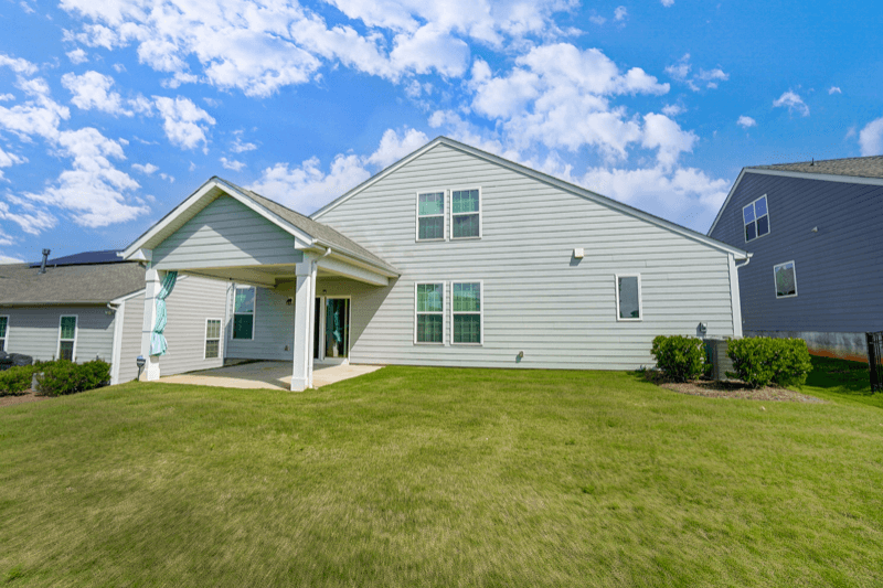 Belmont House: 125 Barberry Drive
