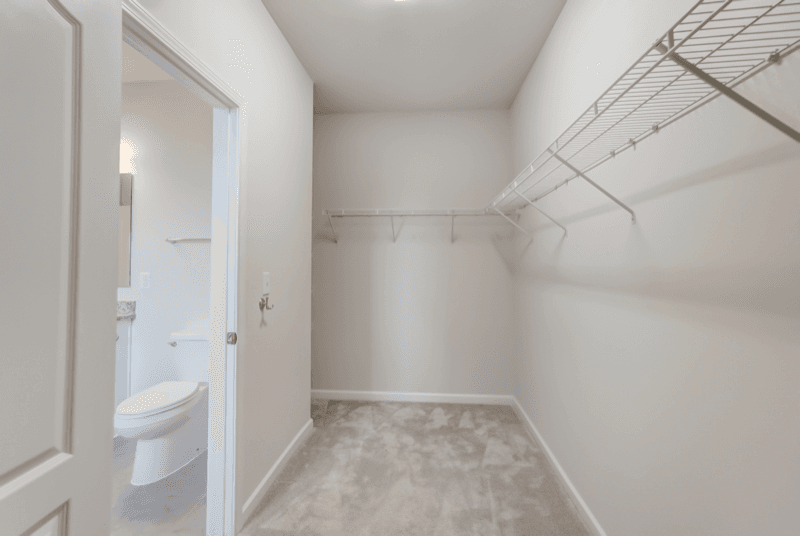 Belmont House: 125 Barberry Drive