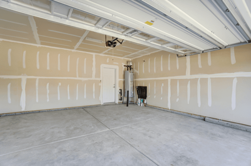 Belmont House: 125 Barberry Drive