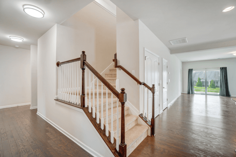 Belmont House: 125 Barberry Drive