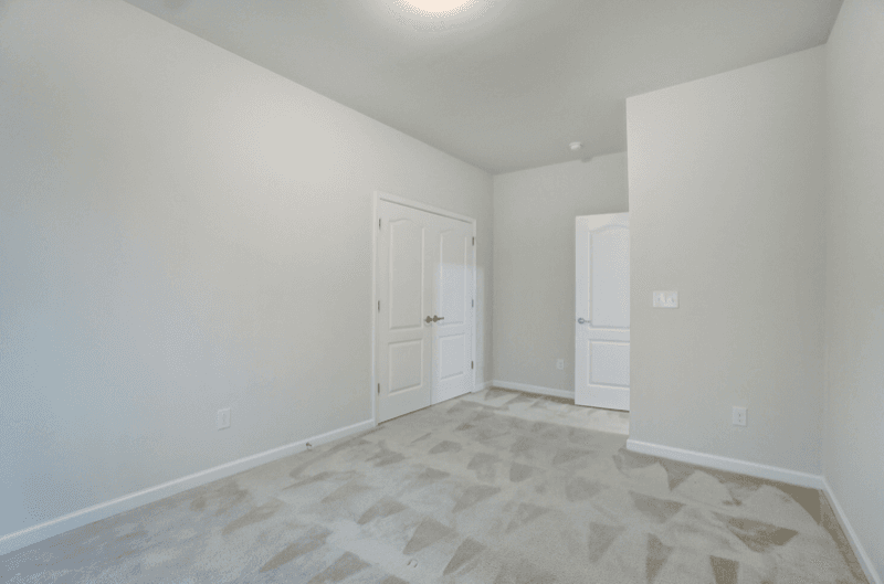Belmont House: 125 Barberry Drive