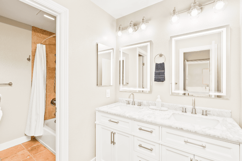 San Diego Condo: 7535 Charmant Dr.
