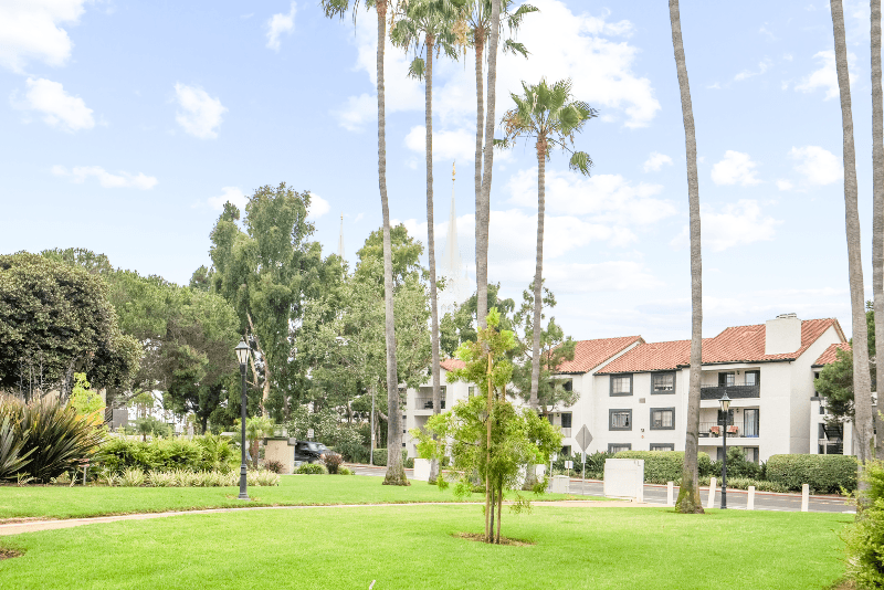 San Diego Condo: 7535 Charmant Dr.