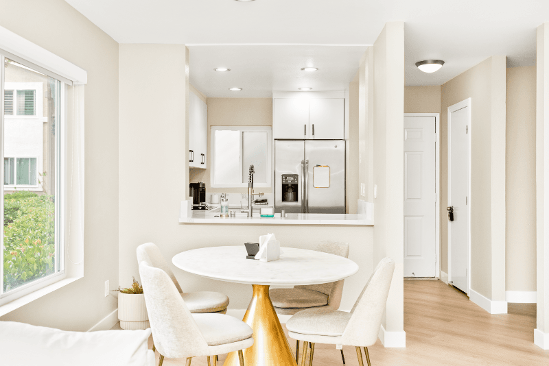 San Diego Condo: 7535 Charmant Dr.