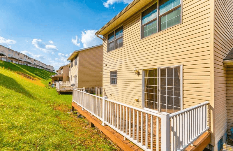 Morgantown Townhome: 264 Donna Avenue