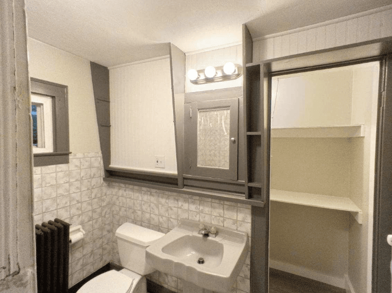 Liverpool House: 209 Third Street
