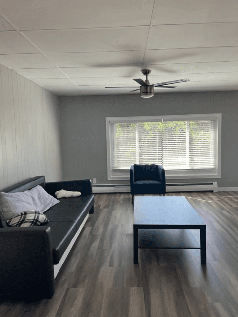 Greeley Apartment: 1427 9th Ave